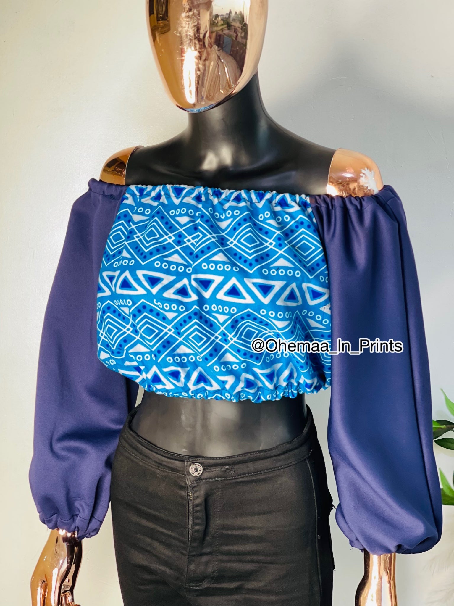 M crop top (6-10)